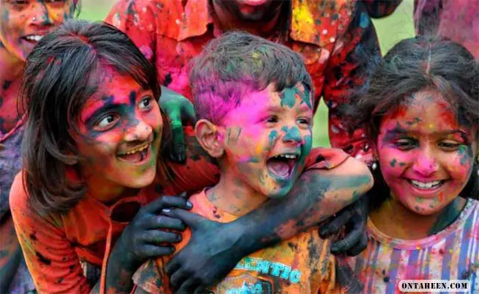 picture of holi festival